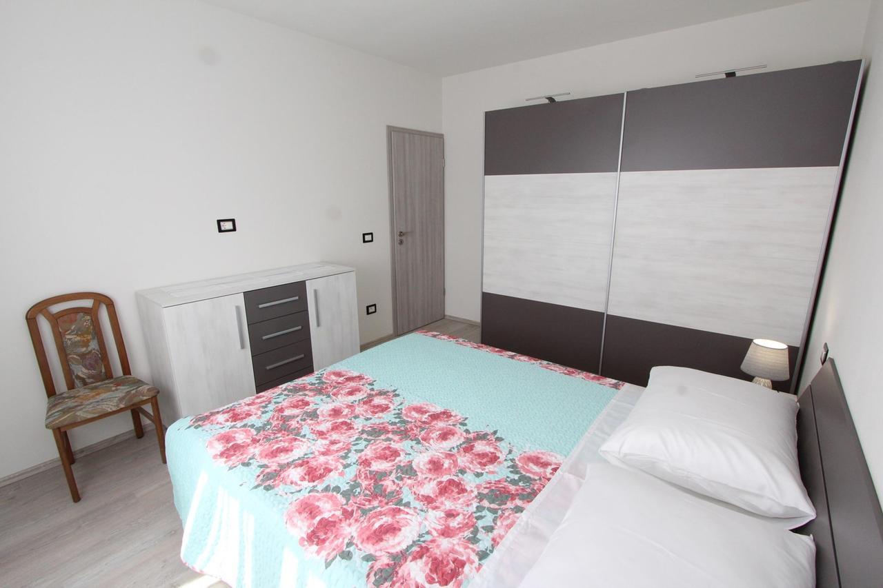 Apartment Mondelaco روفينج المظهر الخارجي الصورة