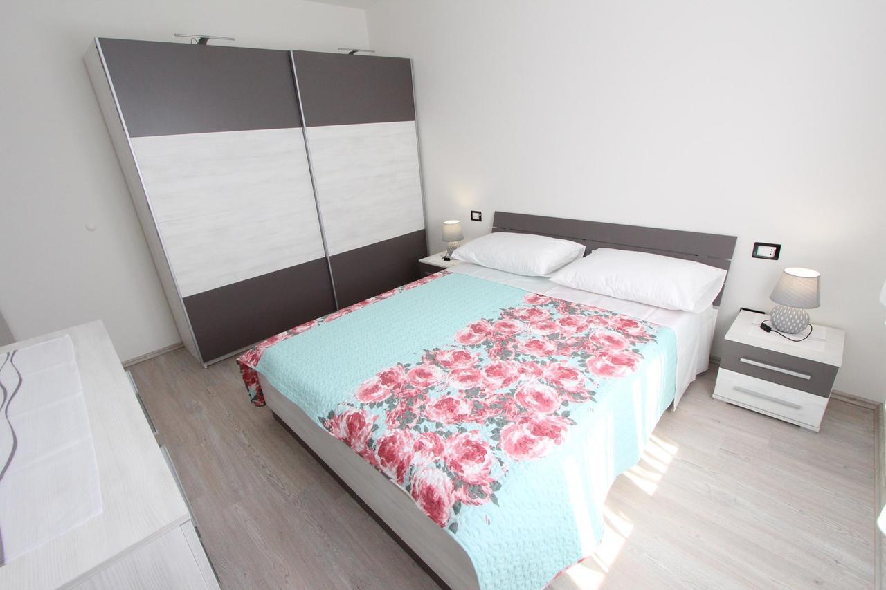 Apartment Mondelaco روفينج المظهر الخارجي الصورة